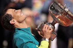 开云体育官方网站-纳达尔在巴黎的比赛中晋级