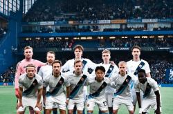 开云平台-瑞典队突围成功，颠覆欧国联赛场的简单介绍