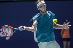 开云官网-包含英国网球队完胜世界网球队，德约科维奇绝境逆转的词条