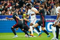 开云官网-中国队鏖战法国队，李梓嘉刷新纪录