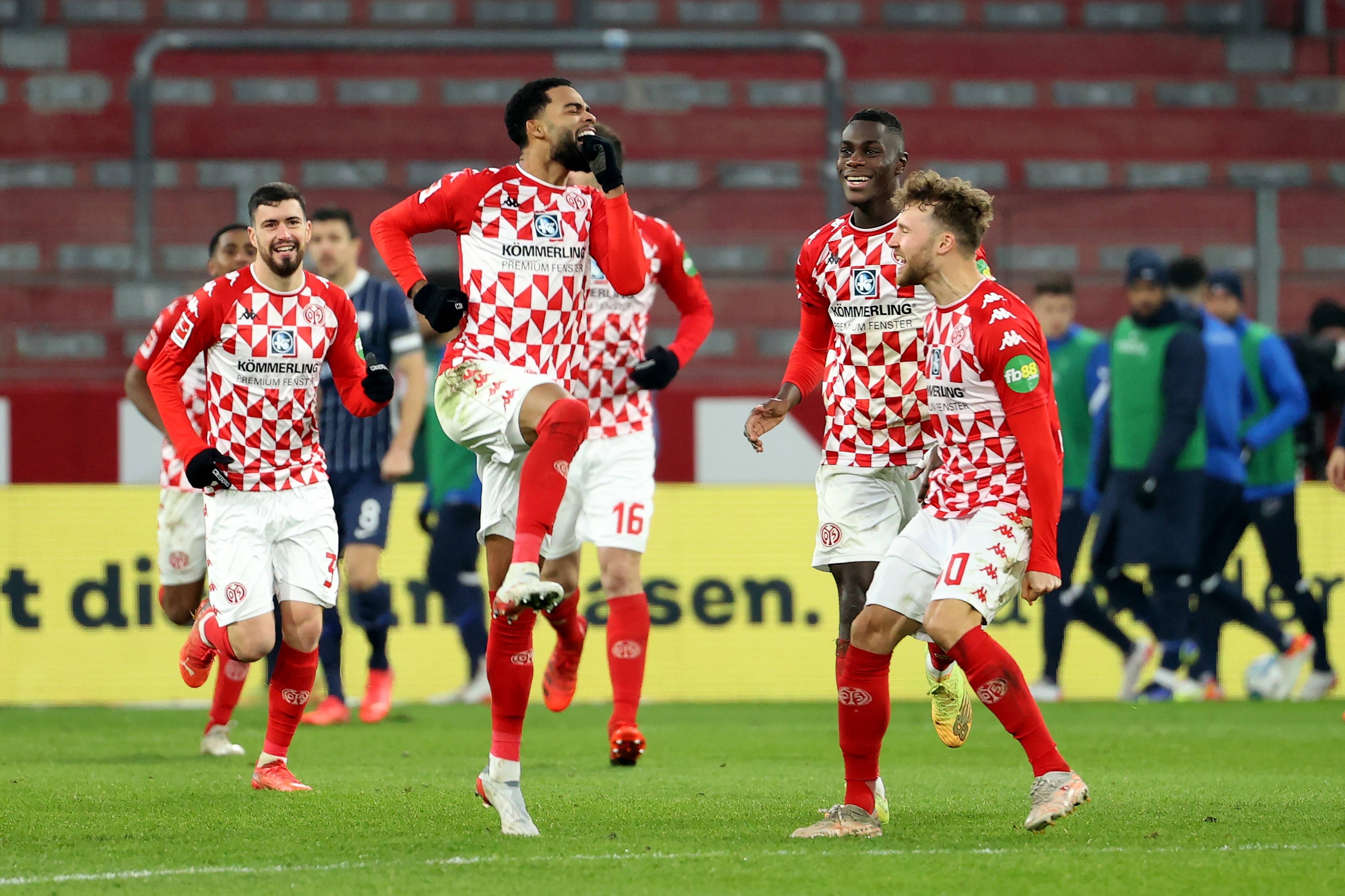 美因茨球队客场挫败对手,继续保持不败纪录的简单介绍 美因茨球队客场挫败对手,继续保持不败纪录的简单介绍