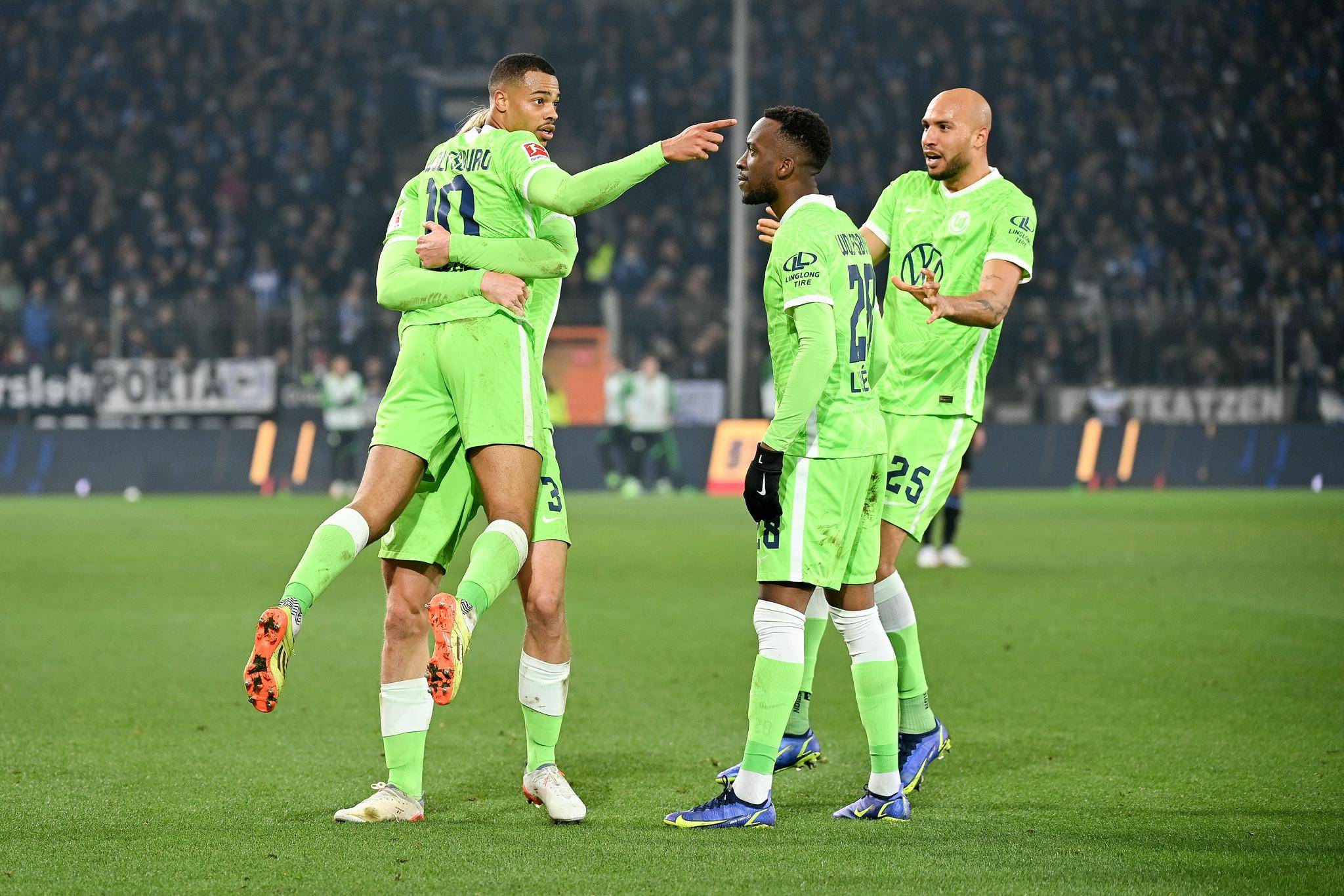 沃尔夫斯堡客场取胜,保级希望重新燃起 沃尔夫斯堡客场取胜,保级希望重新燃起