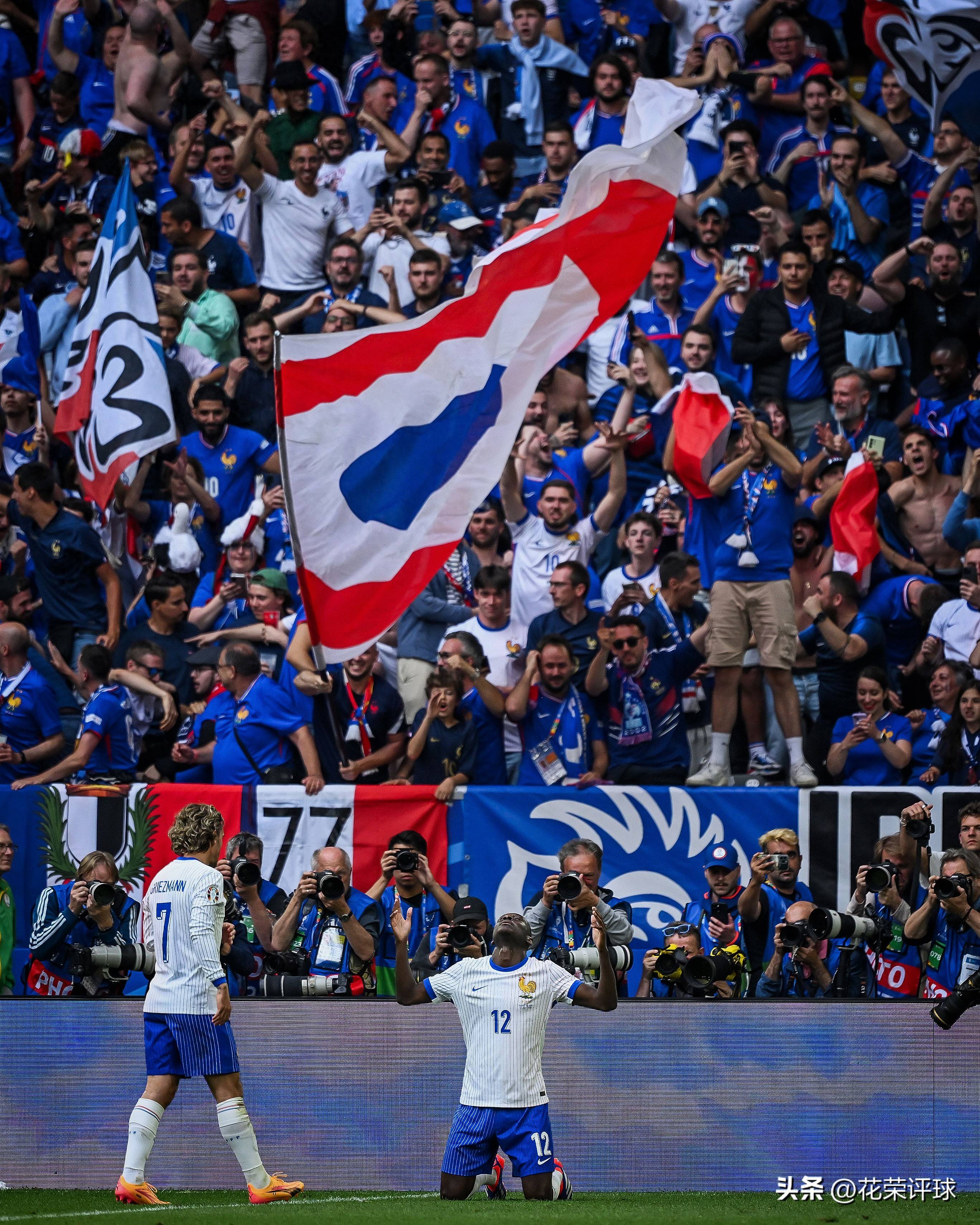 欧洲杯赛比赛酣畅淋漓,引人入胜 欧洲杯赛比赛酣畅淋漓,引人入胜