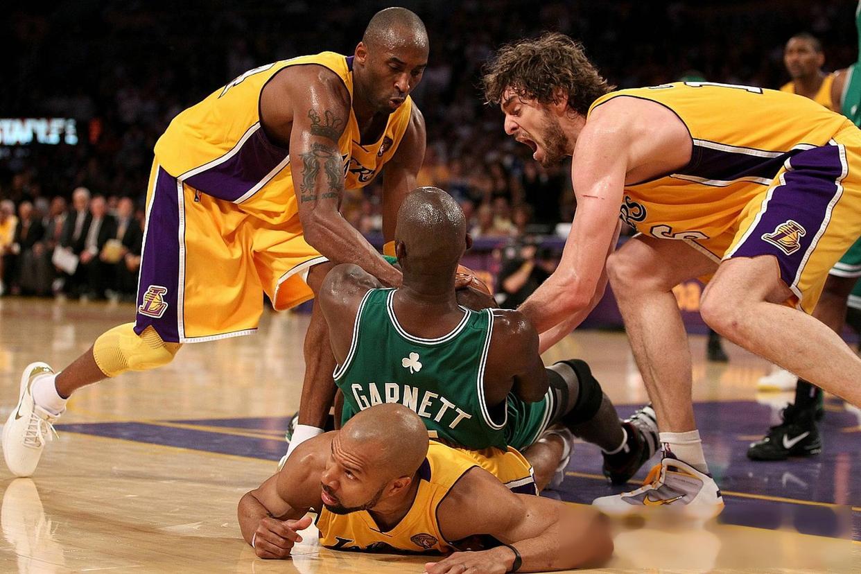 包含角斗士之争:科比对决詹姆斯的词条 包含角斗士之争:科比对决詹姆斯的词条