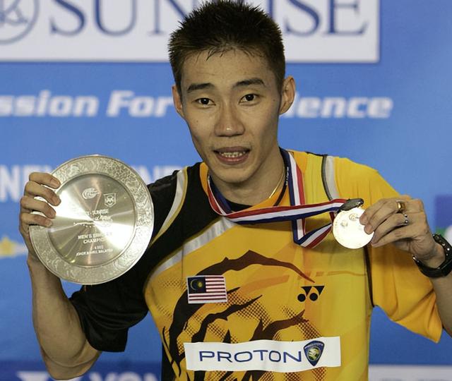 英格兰羽毛球队爆冷印度羽毛球队,李宗伟统治全场的简单介绍 英格兰羽毛球队爆冷印度羽毛球队,李宗伟统治全场的简单介绍