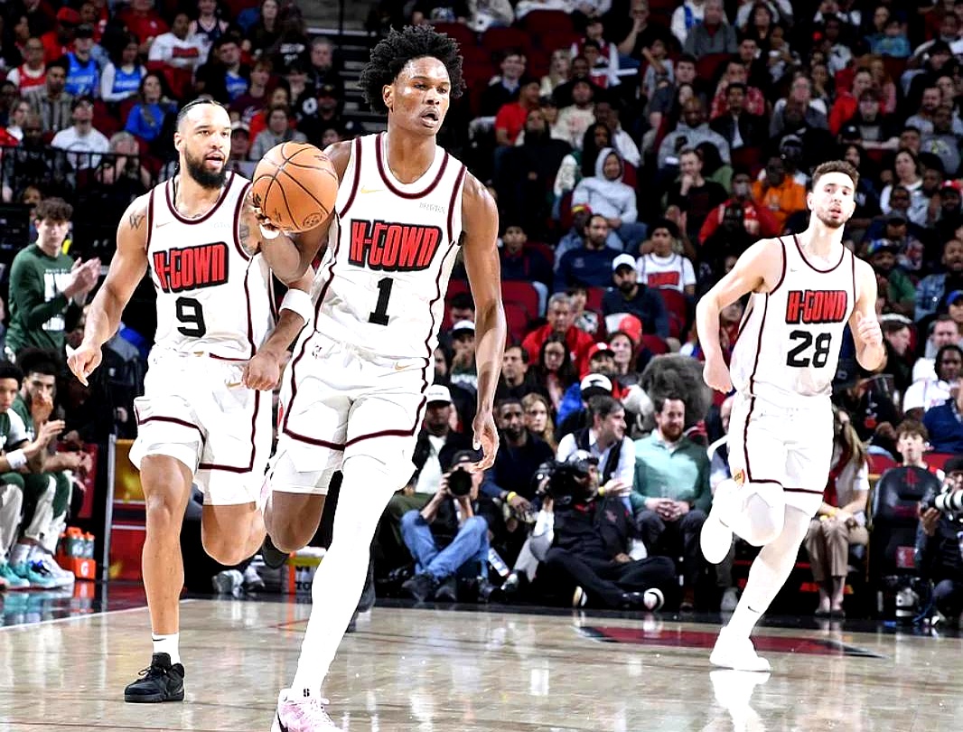 雄鹿力克巴西男篮,丹尼·格林高光表现 雄鹿力克巴西男篮,丹尼·格林高光表现