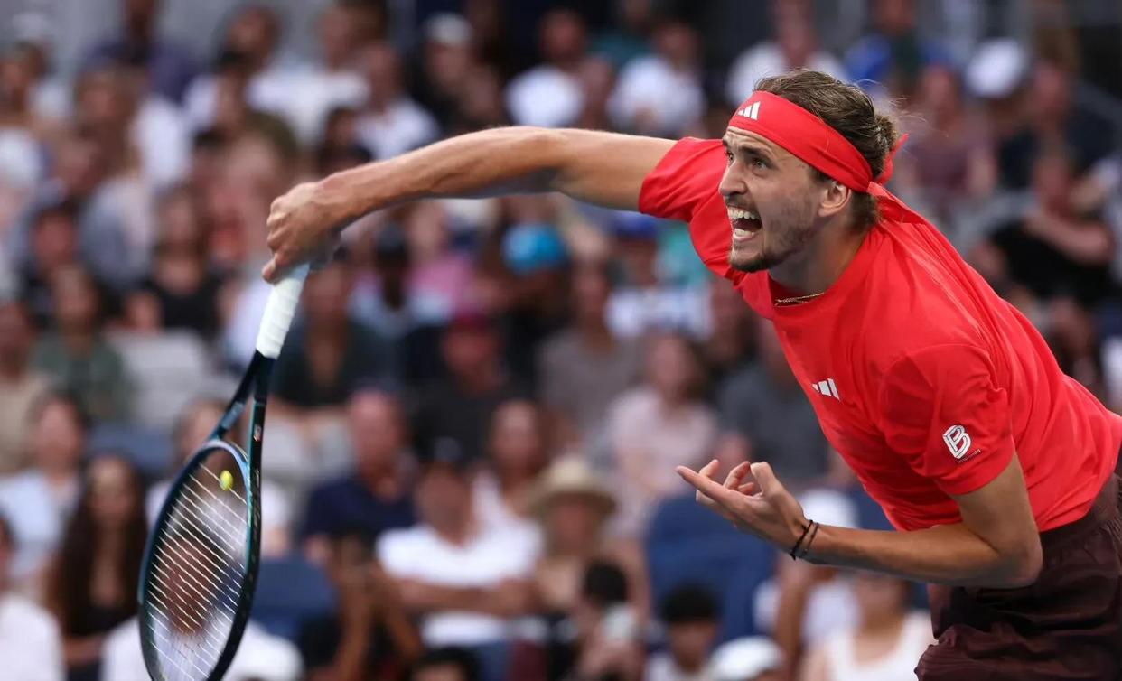 欧洲网球队险胜德国网球队，兹维列夫三分雨点燃全场的简单介绍