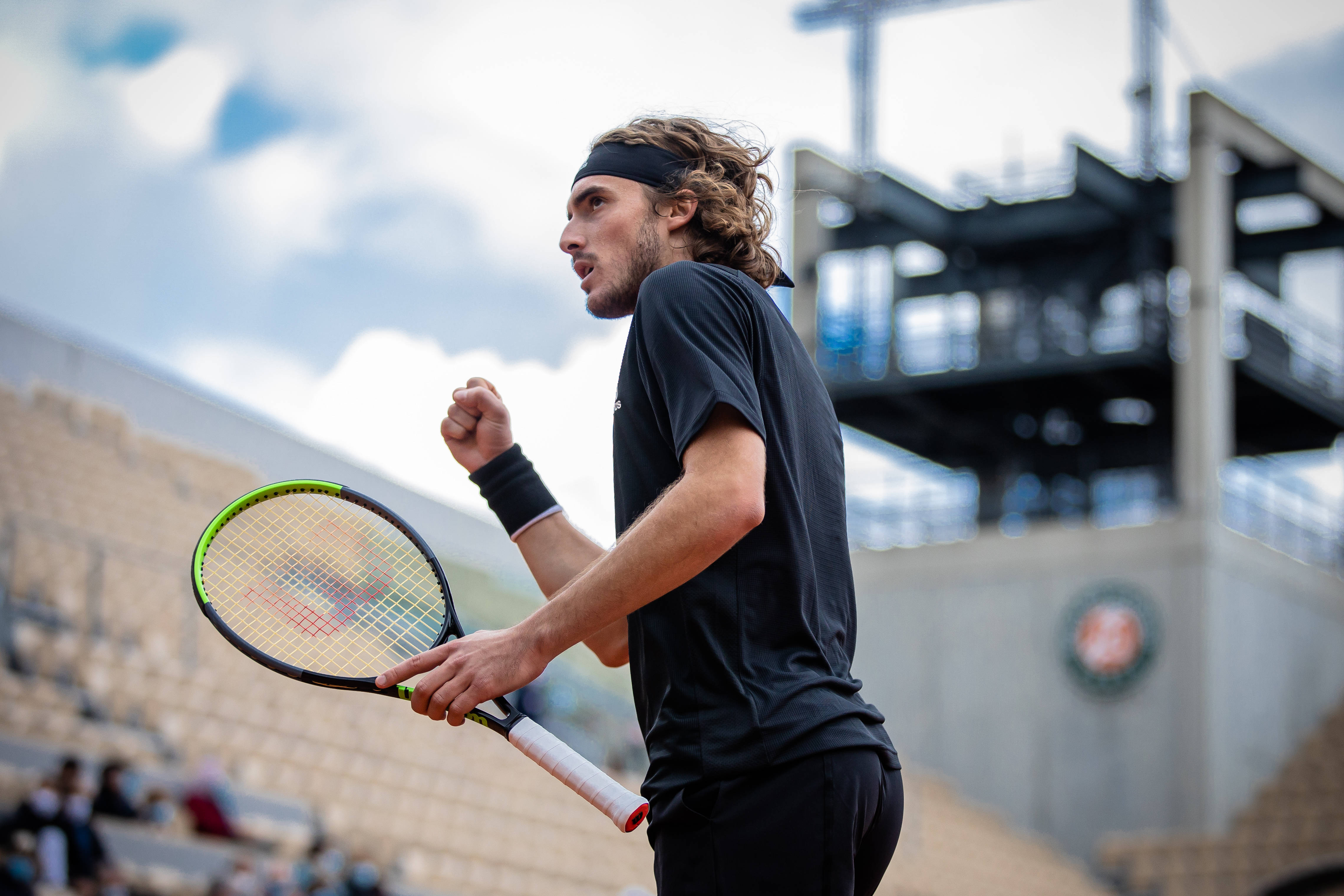 日本网球队绝杀意大利网球队,西西帕斯打破历史纪录的简单介绍 日本网球队绝杀意大利网球队,西西帕斯打破历史纪录的简单介绍