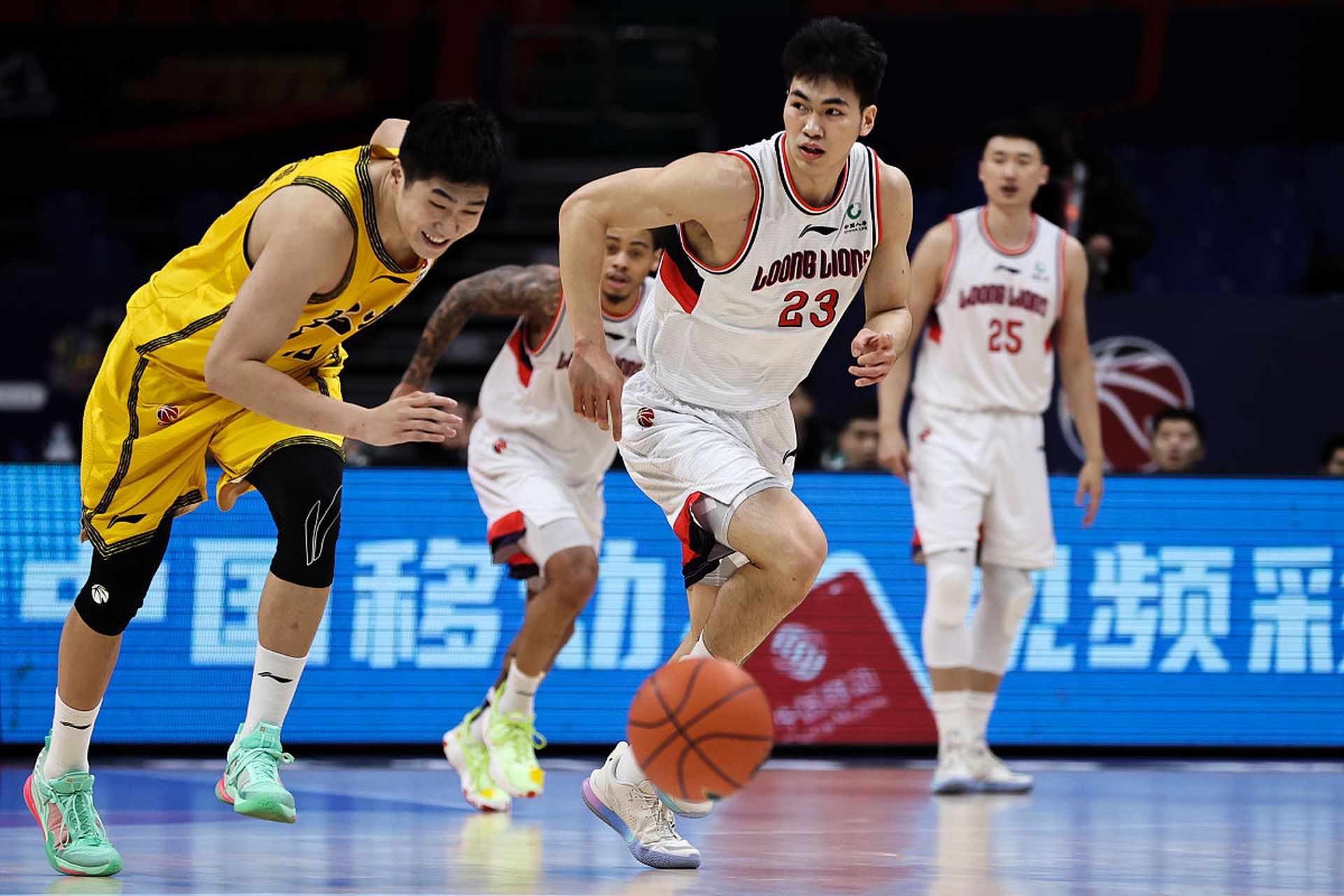 CBA战术调整奏效，成功扭转局势的简单介绍