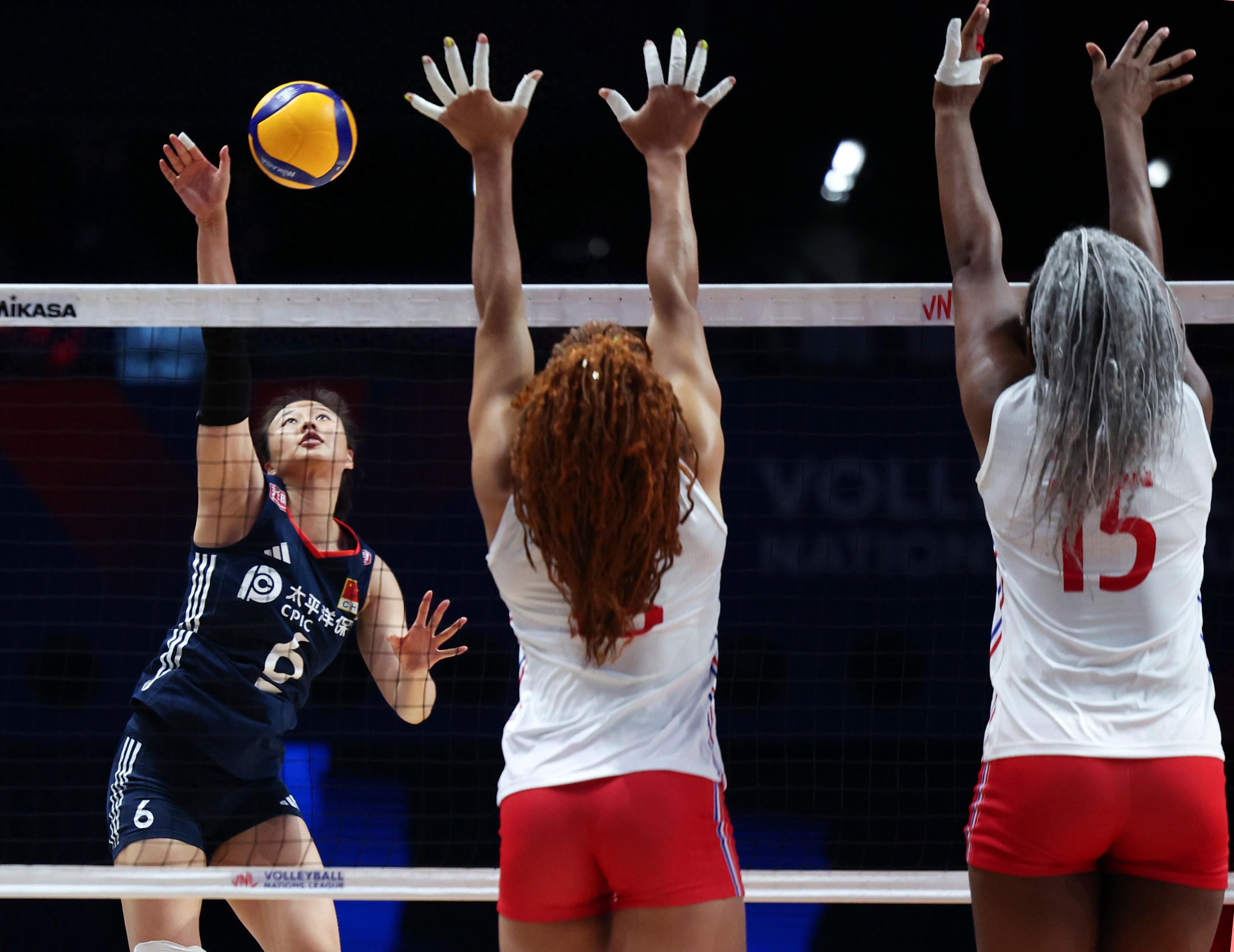 中国队逆转法国队，戴资颖点燃赛场的简单介绍